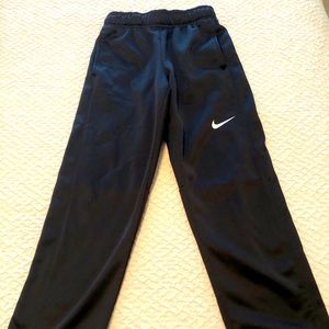 Nike youth small sweat pants